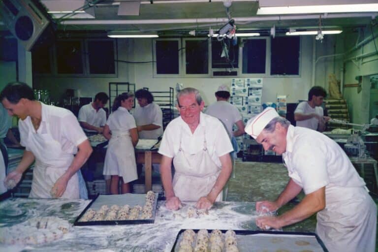 Plarre Ferguson Plarre's gives away 10,000 cake slices for 125th birthday ...